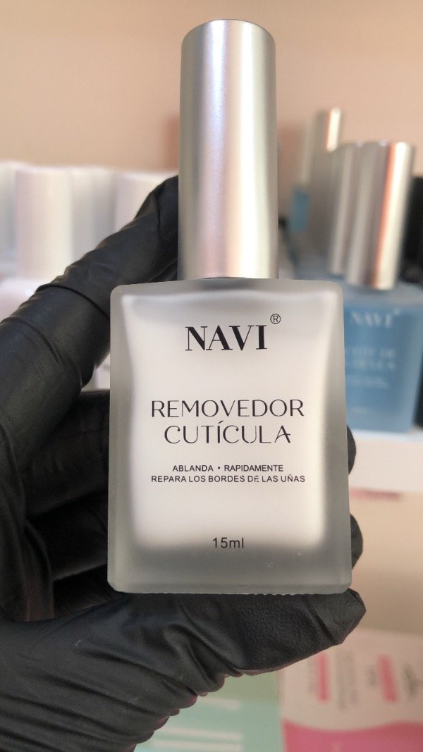 Producto - Removedor de cutículas Navi 15 ml