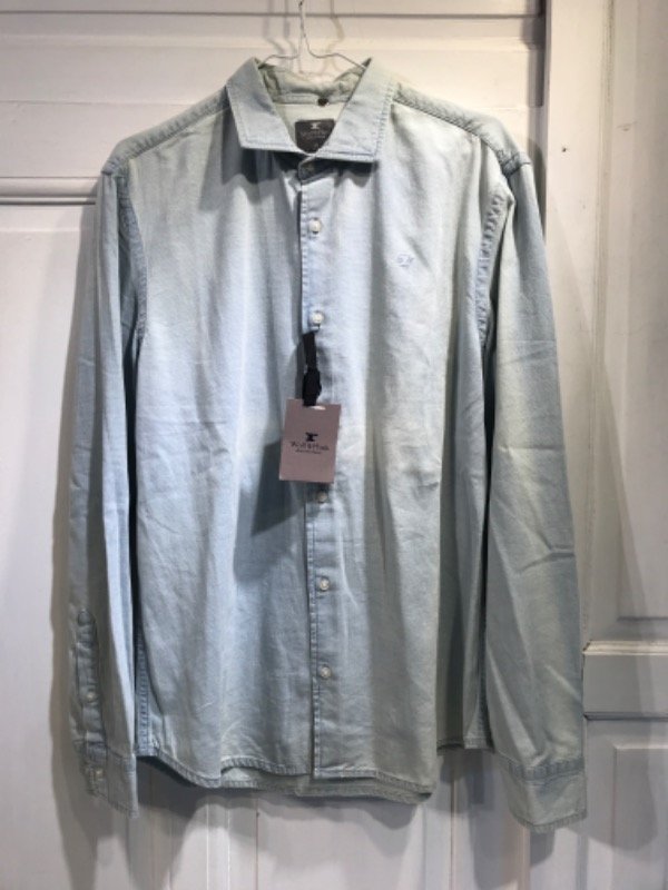 Producto - Camisa WOLF HANK de jean celeste nueva Talle M - PRECIO: 36x