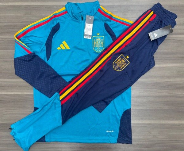 Producto - CONJUNTOS ESPAÑA CELESTE ENTRENAMIENTO (SE VENDE POR SEPARADO TAMBIEN)