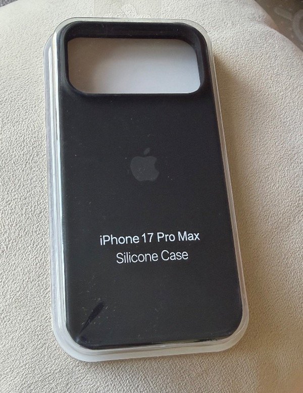 Producto - Silicone case iPhone 17 pro Max negra