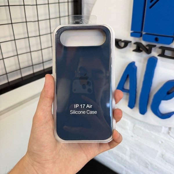 Producto - Silicone Case Azul Oscuro - iPhone 17 Air