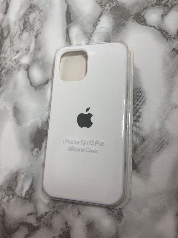 Producto - Silicone case blanca iph 12 pro max