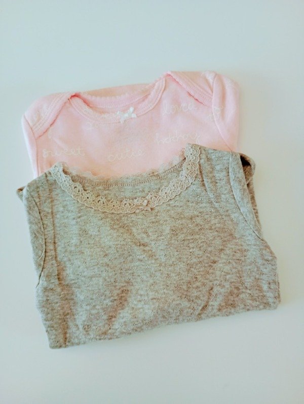 Producto - Pack x2 Bodies Manga Larga Beba Gris y Rosa Palabras