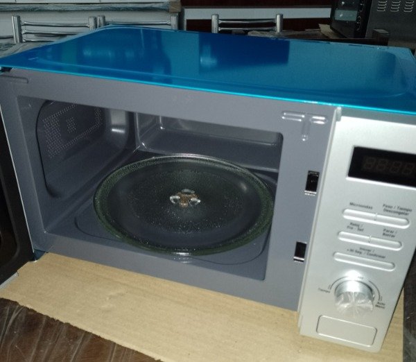 Producto - Horno microondas RCA 20L - 2