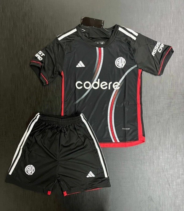 Producto - CONJUNTO RIVER PLATE IMPORTADO ALTERNATIVO 2024/2025 NIÑOS