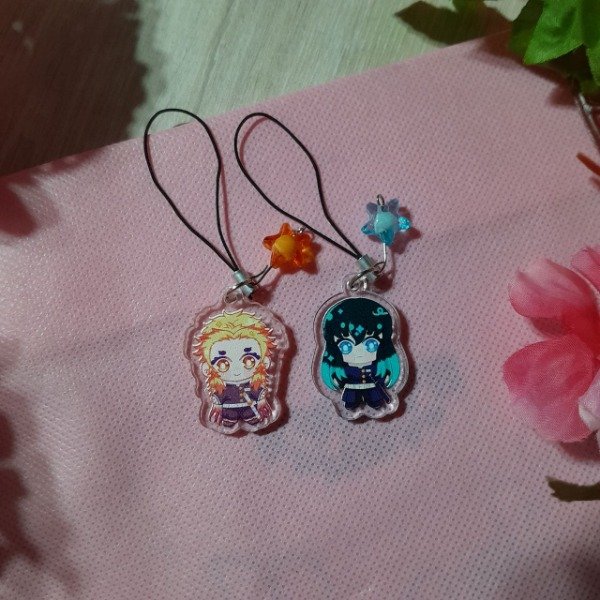 Producto - Phonecharms "Demon Slayer"