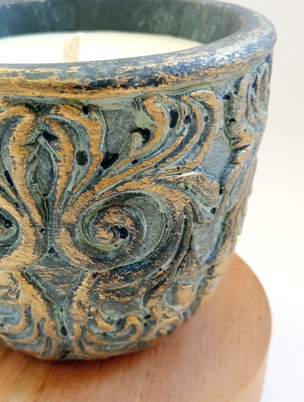 Producto - BARROCO STYLE Vela de soja Cuenco rústico dorado y gris.