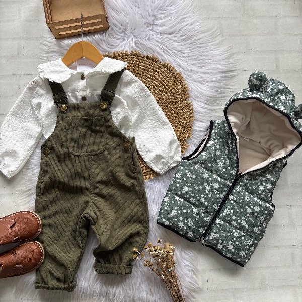 Producto - Jardinero verde unisex talles desde 6 m a 4 años