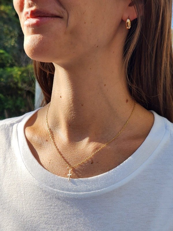 Producto - Collar cruz oro - 2