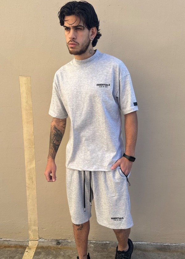 Producto - Conjunto Essentials Fear Of God Gris - 2