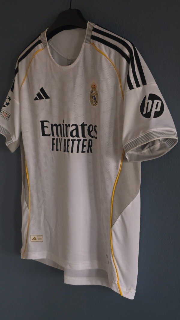 Producto - CAMISETA REAL MADRID TITULAR 2024-25 - 2