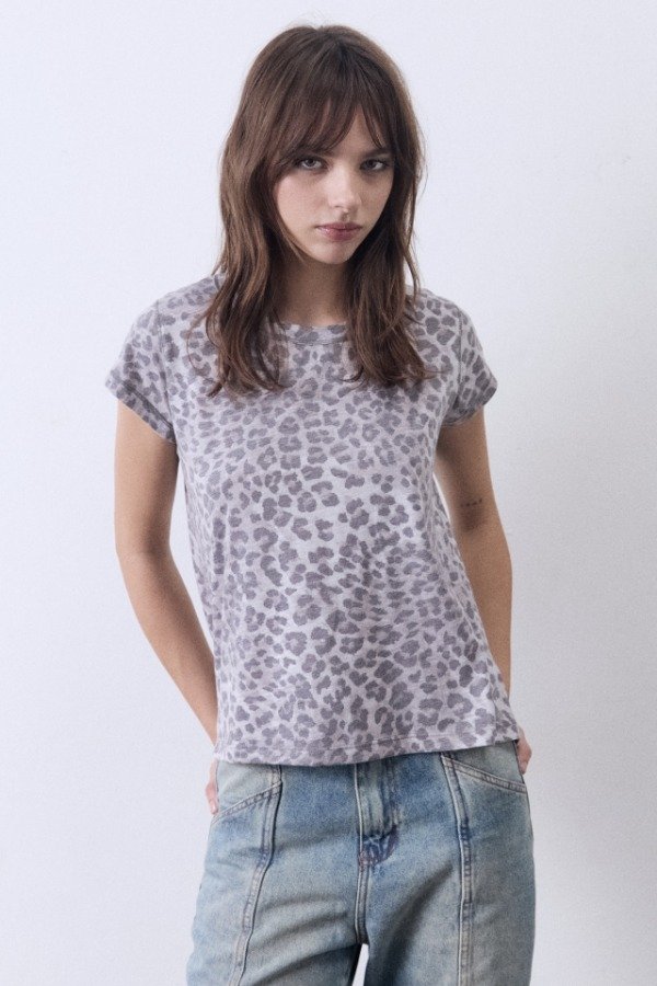Producto - Remera Gigi Leochill St.Marie