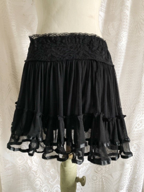 Producto - muñeca miniskirt