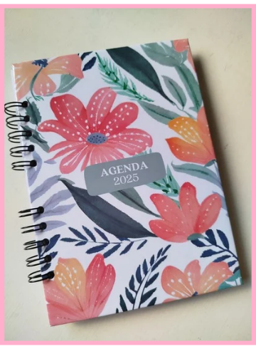 Producto - Agenda semanal 2025 con horarios tapas personalizadas