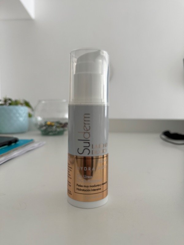 Producto - HYDRA AGE LA EDAD DE ORO NUTRITIVA Y HUMECTANTE