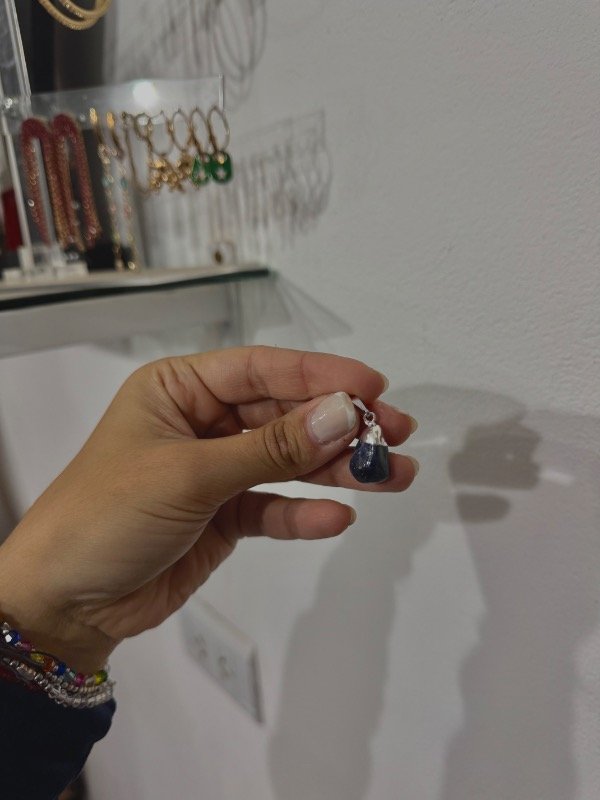 Producto - DIJE PIEDRA NATURAL EN BRUTO TURMALINA SEMIROLADA