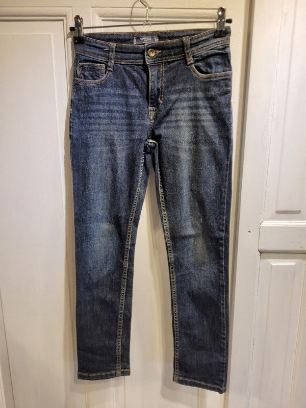 Producto - Jean MANGO azul chupin Talle 9/10 años - PRECIO: 8X