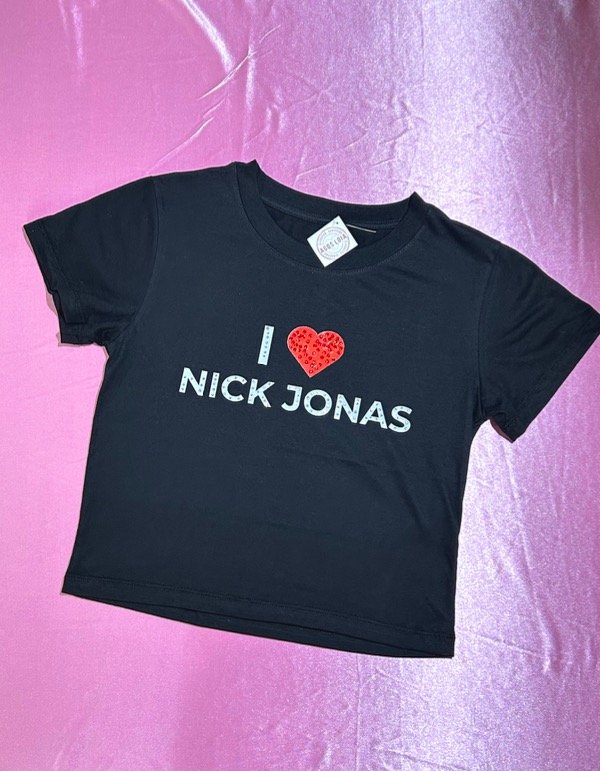 Producto - Baby Tee I Love Nick Jonas Con Brillo