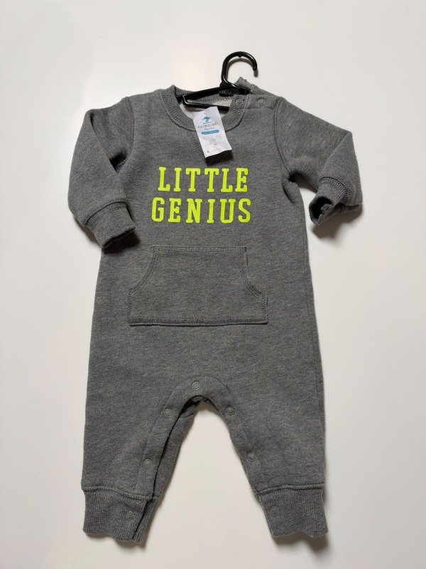 Producto - Enterito gris Little Genius Carters 6 meses - 1