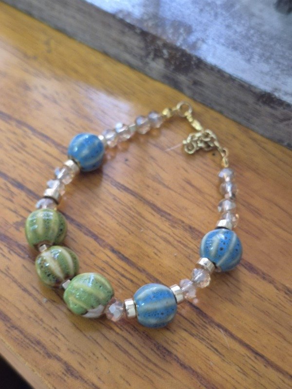 Producto - Pulsera -cristales -cuentas ceramica azul noche