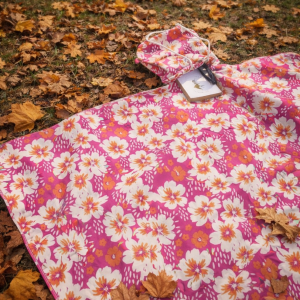 Producto - Lona playera cuadrada de secado rapido con mochila y 4 estacas - 1