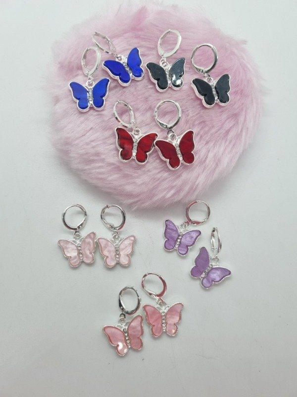 Producto - Aros acero blanco argollita chica colgante mariposa nacar color