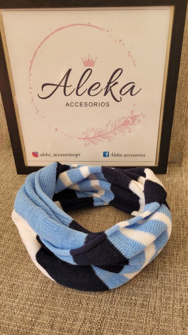 Producto - Cuello doble vuelta celeste, azul y blanco