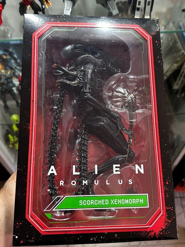 Producto - Alien Romulus Scorched Xenomorph - Neca (USADO)