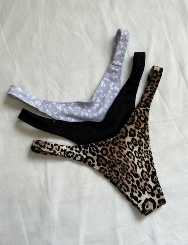 Producto - Pack de Less en V Morley (x 3u.) (Print , flores , Negro )