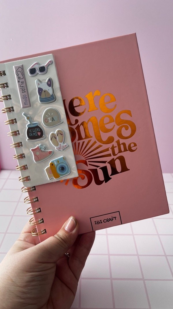 Producto - Cuaderno Here comes de sun