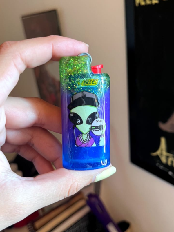 Producto - Encendedor Hecho en los 90 Alien