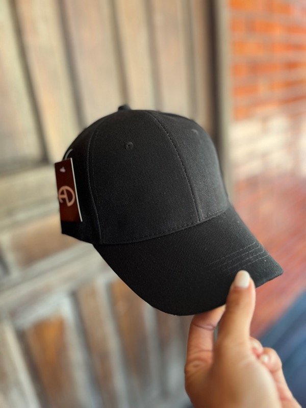 Producto - Gorra negra unisex