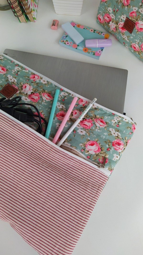 Producto - Funda para notebook rojo