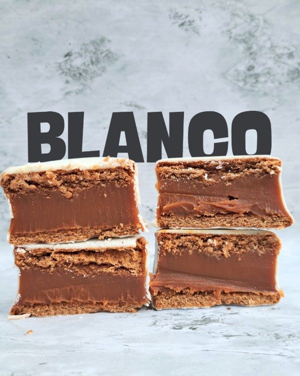 Producto - Caja de Alfajores Artesanales de Chocolate Blanco con Dulce de Leche