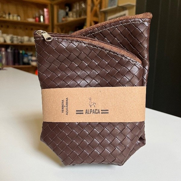 Producto - Yerbera más azucarera Marrón oscuro tramado