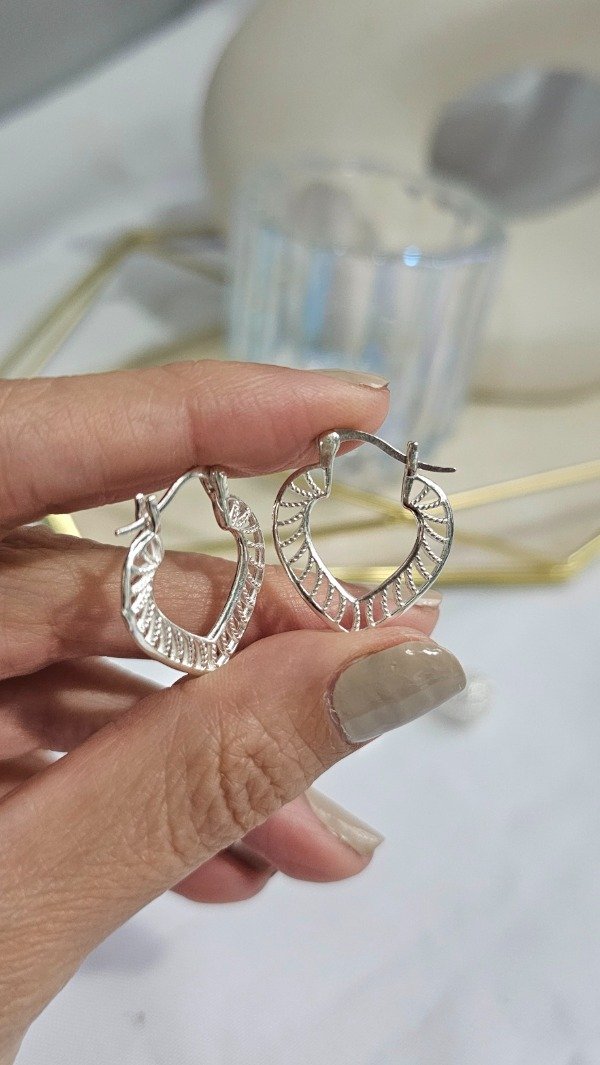 Producto - Argollas planas caladas 2cm. Plata