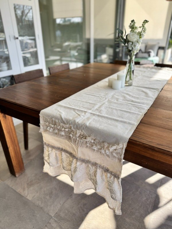 Producto - Camino de Mesa CAMILA