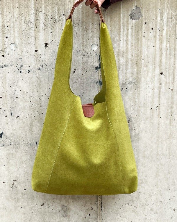 Producto - TOTE HOBO CUERO Y NECESER DE REGALO[ transferencia/efectivo 95,000]