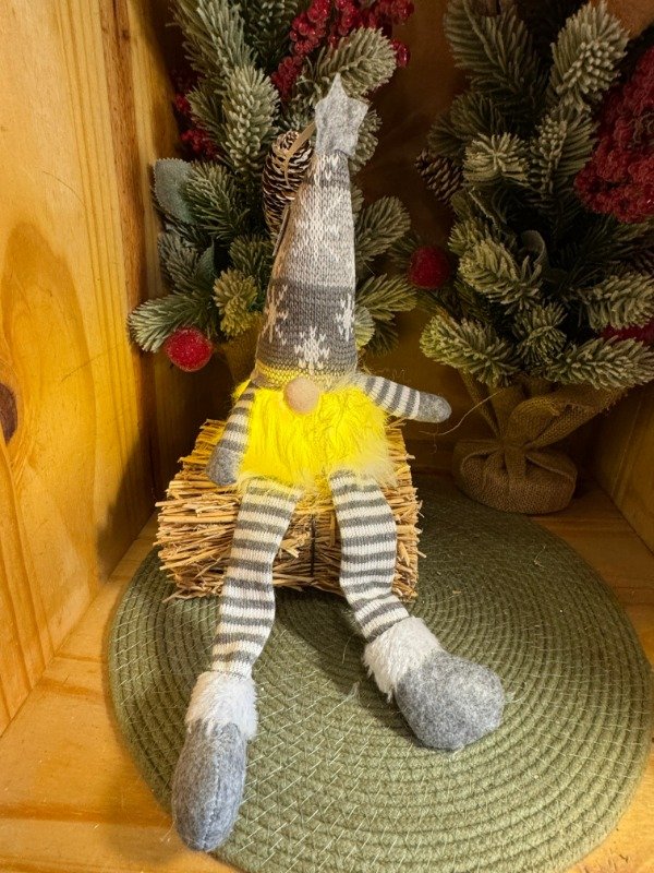 Producto - Gnomo gris colgante con luz (Efectivo: 11.120)