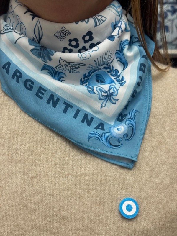 Producto - Pañuelo Argentina Celeste 70 x 70 - 2