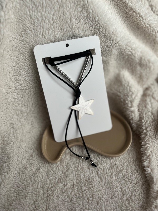 Producto - Choker gamuza estrella bolitas - negro