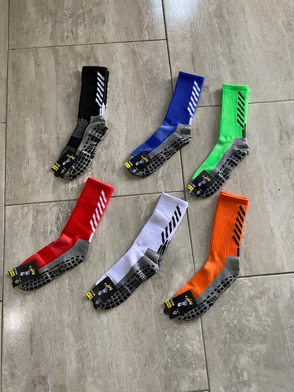 Producto - Medias antideslizante adulto colores