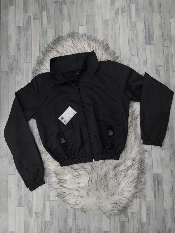 Producto - Campera cargo rompeviento