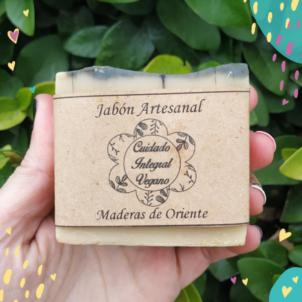 Producto - Jabón maderas de oriente