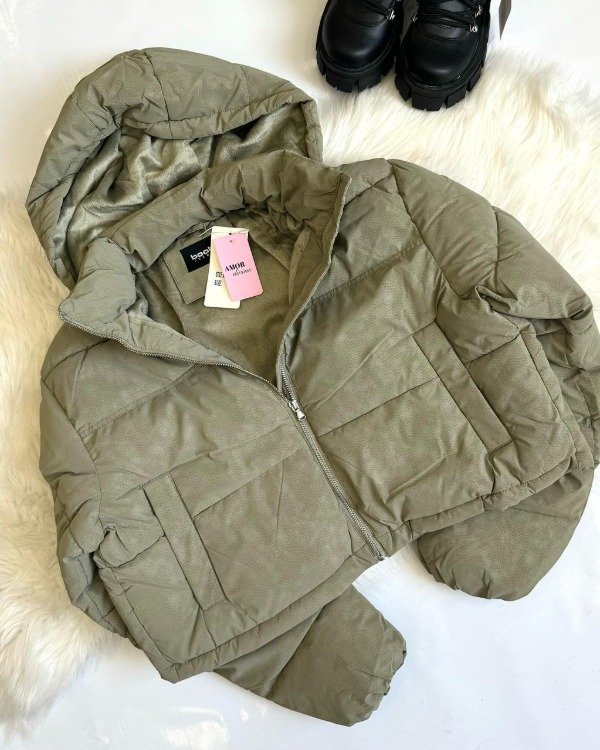 Producto - CAMPERA ZARA VERDE