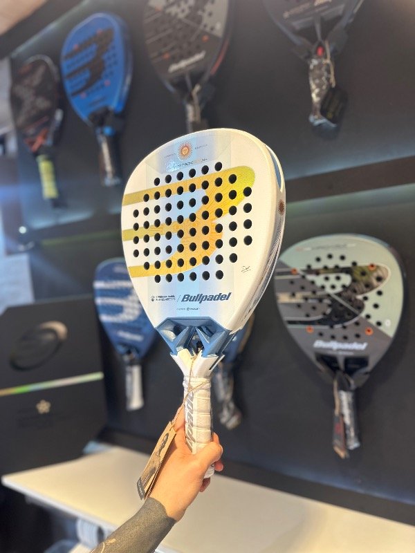 Producto - PALETA BULLPADEL VERTEX 05 W ARGENTINA 26 - 2