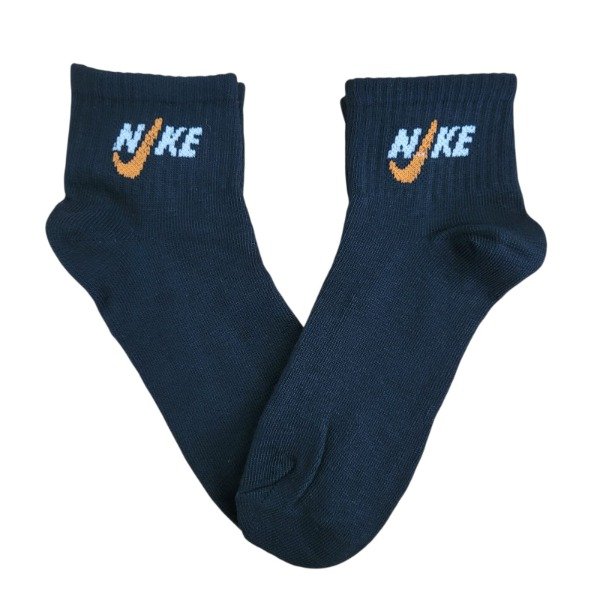 Producto - Nike pipa naranja base negro