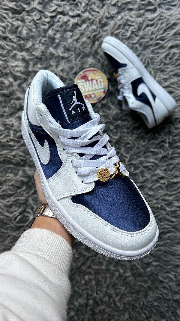 Producto - JORDAN RETRO 1 LOW FOOTBALL NAVY BLUE - 1
