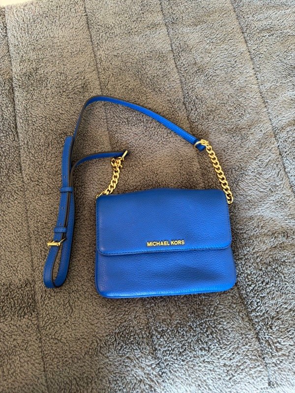 Producto - MICHAEL KORS BANDOLERA