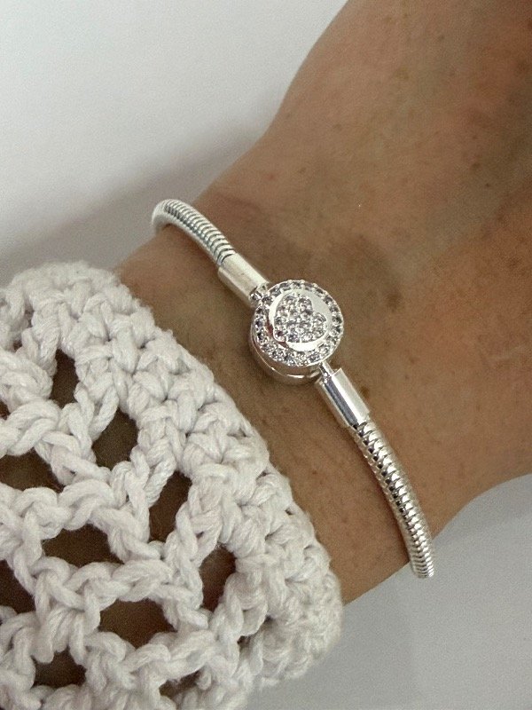 Producto - PB1184 Pulsera Pandora cierre circular con corazón y micropave